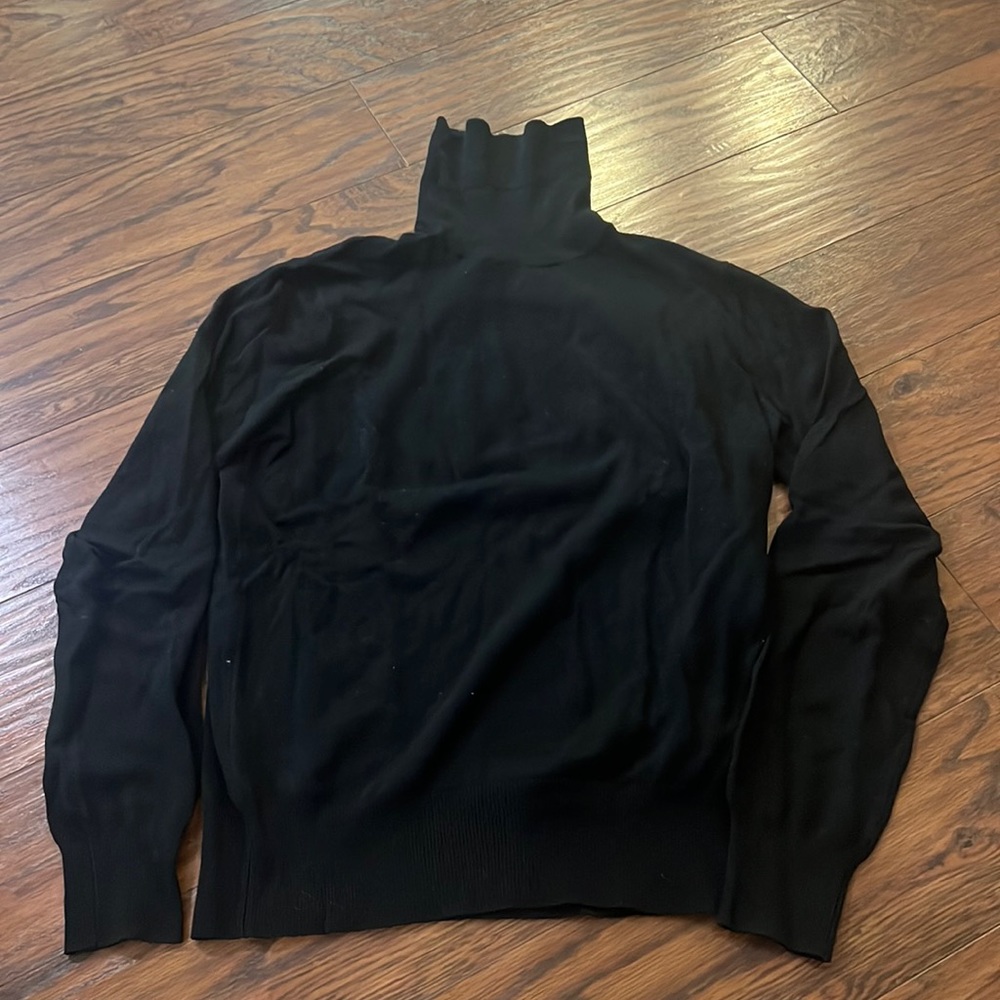 Black H&M Turtleneck Longsleeve